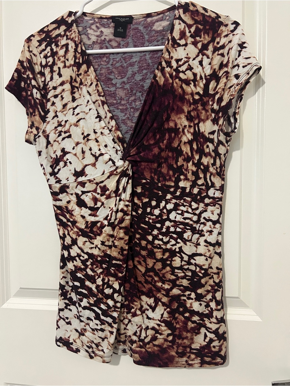 Ann Taylor Plum & Cream Twist-Front Short Sleeve Top